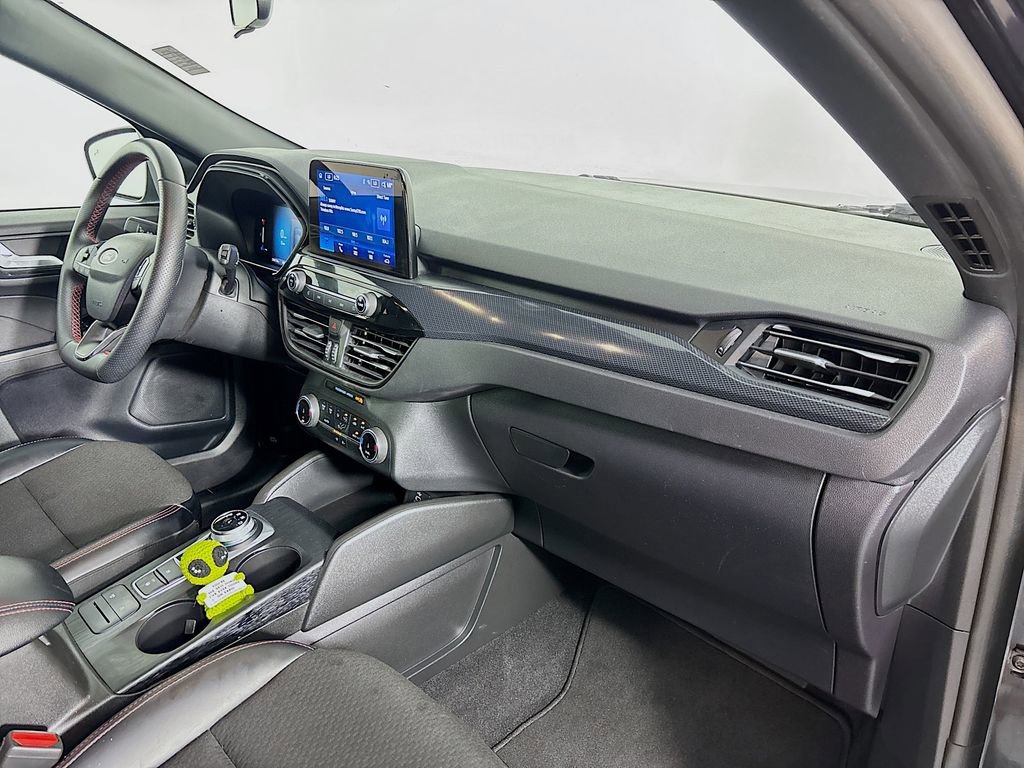 Used 2025 Ford Escape ST-Line FWD image 27
