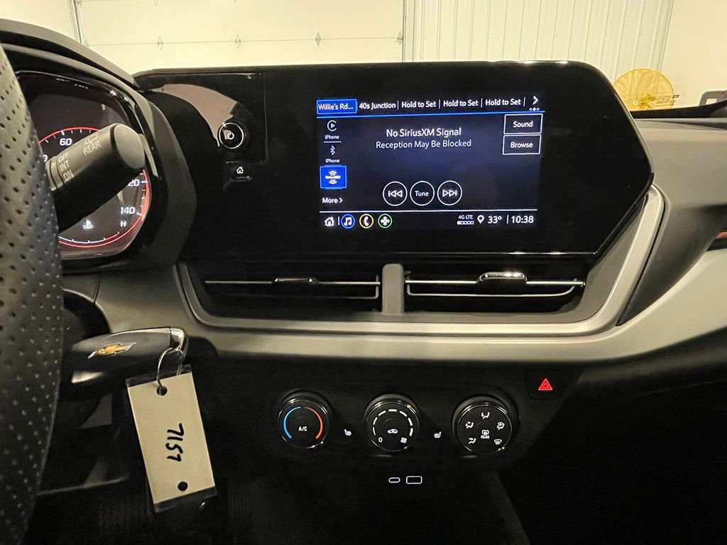 Used 2024 Chevrolet Trax RS w/ Driver Confidence Package image 27