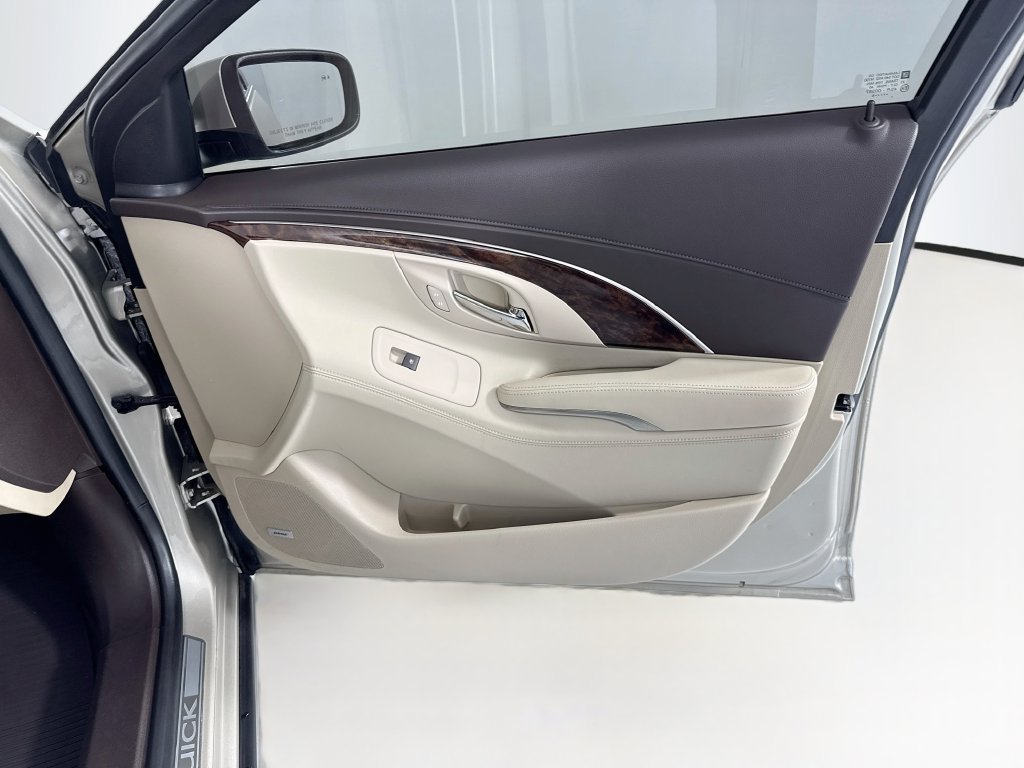 Used 2016 Buick LaCrosse Leather w/ Experience Buick Package FWD image 25
