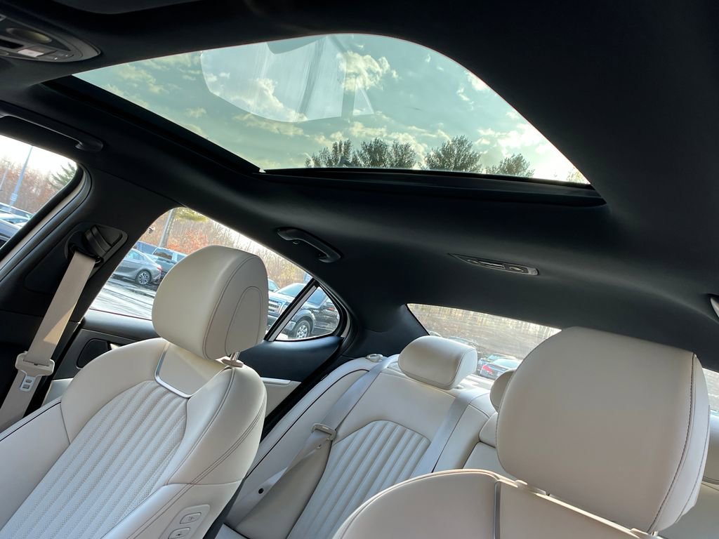 Used 2025 Genesis G70 2.5T w/ Sport Prestige Package image 21