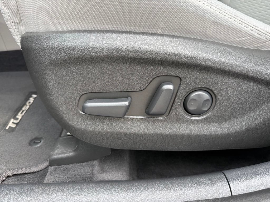 Used 2021 Hyundai Tucson SEL w/ Cargo Package AWD/4WD image 30