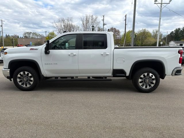 Certified 2024 Chevrolet Silverado 2500 LT AWD/4WD image 6