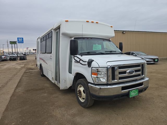 Used 2013 Ford E-450 and Econoline 450 Super Duty w/ Shuttle Bus Prep Pkg RWD image 8