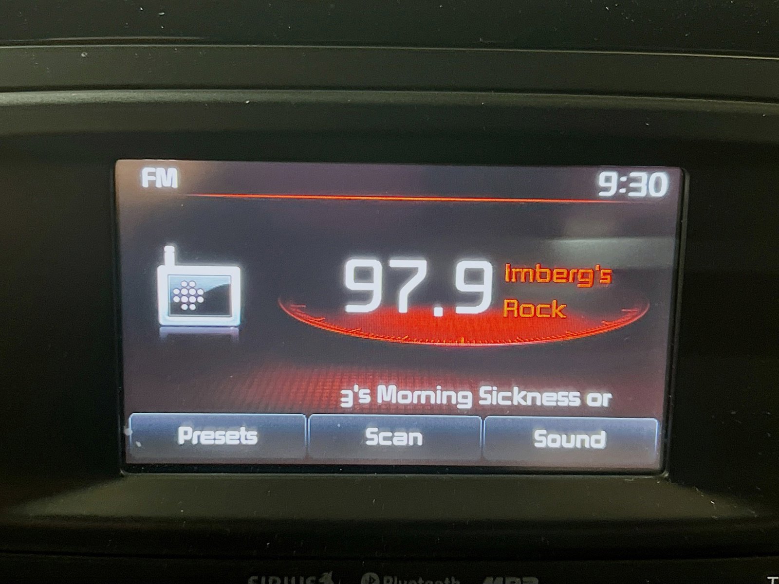 Used 2014 Kia Soul ! FWD image 10