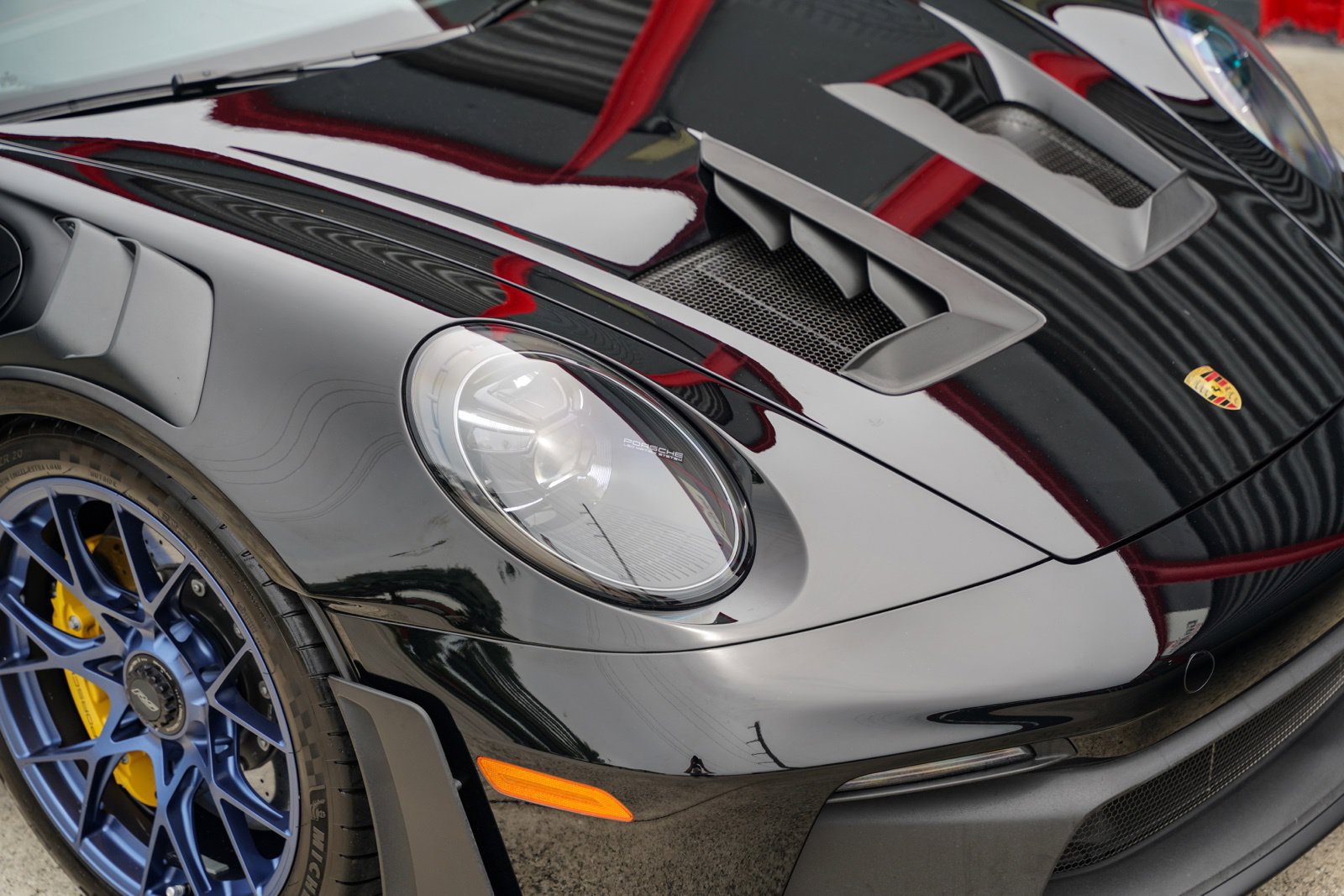 Used 2024 Porsche 911 GT3 RS RWD image 5