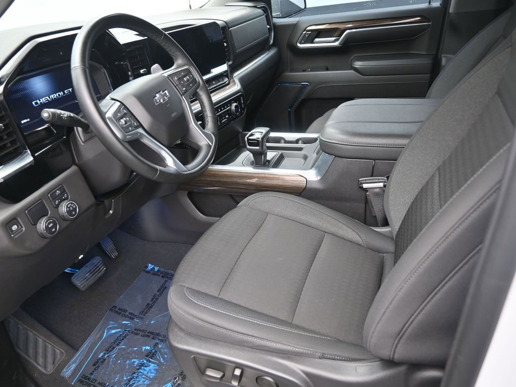 Used 2024 Chevrolet Silverado 1500 RST image 14