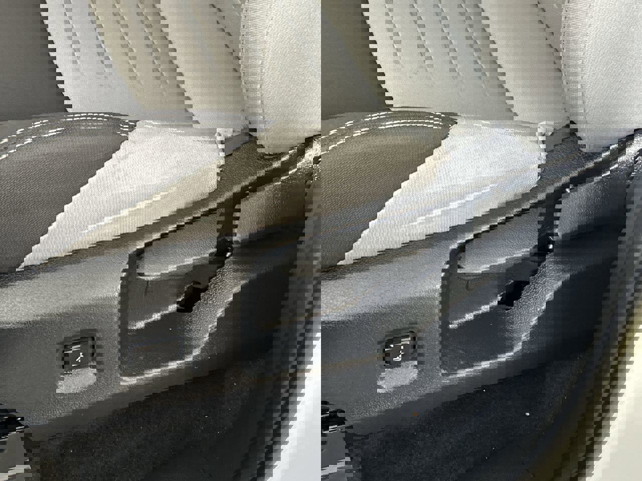 Used 2025 Toyota Tacoma TRD Sport image 19