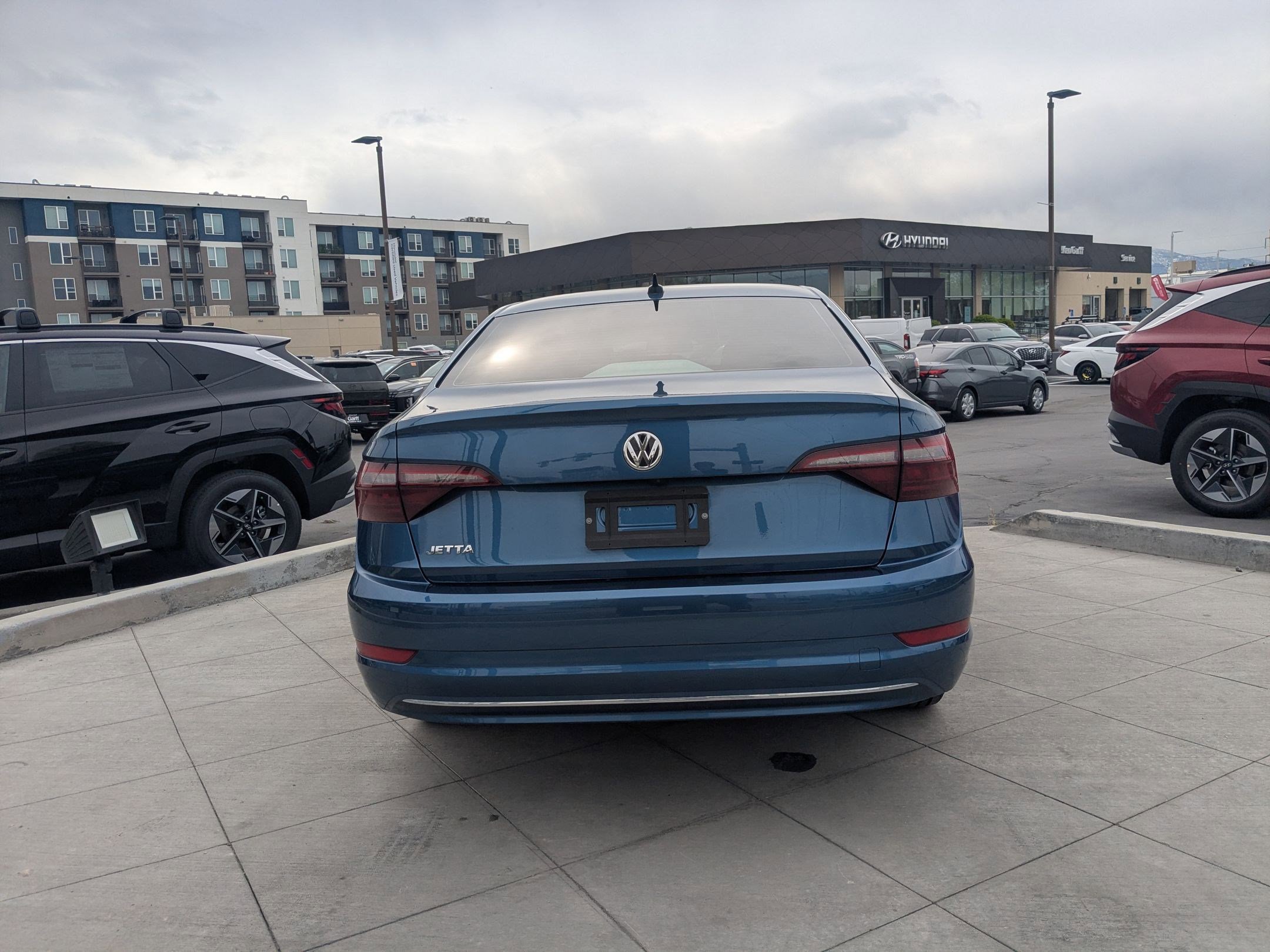 Used 2020 Volkswagen Jetta SE w/ SE Cold Weather Package image 5