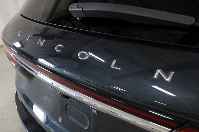 Used 2020 Lincoln Corsair Reserve w/ Elements Package image 34