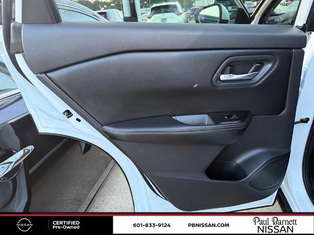 Certified 2024 Nissan Rogue SV image 24