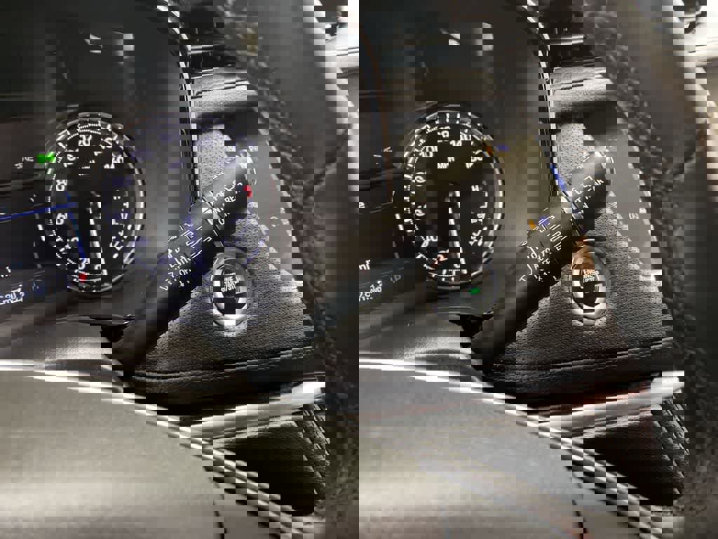 Used 2022 Cadillac XT5 Premium Luxury image 24