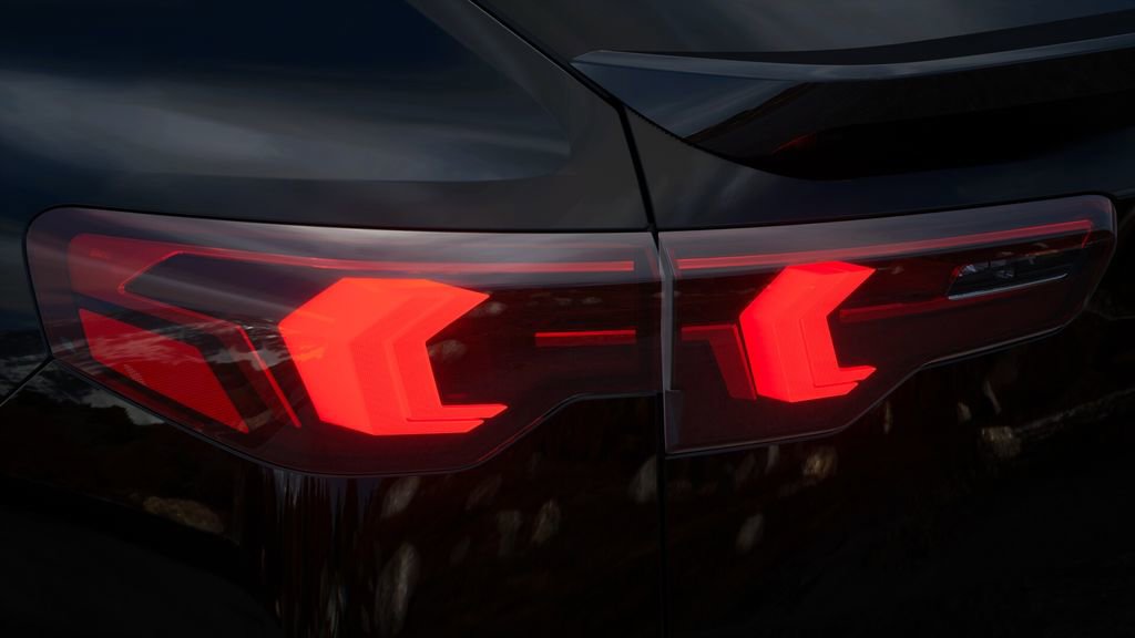 New 2026 BMW X2 xDrive28i w/ Technology Package image 8