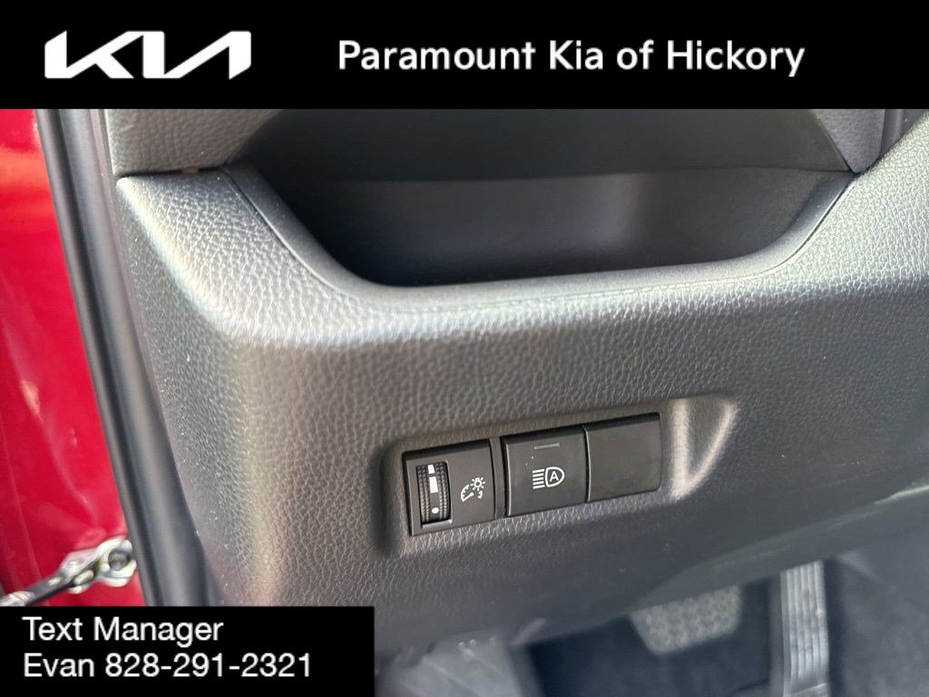 Used 2023 Toyota RAV4 XLE image 18