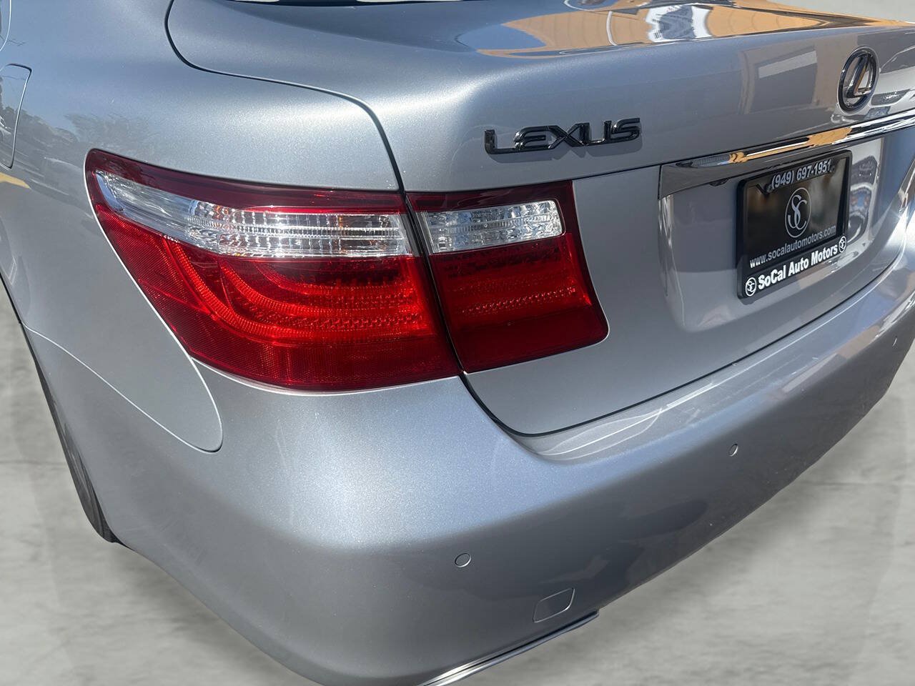 Used 2007 Lexus LS 460 RWD image 27