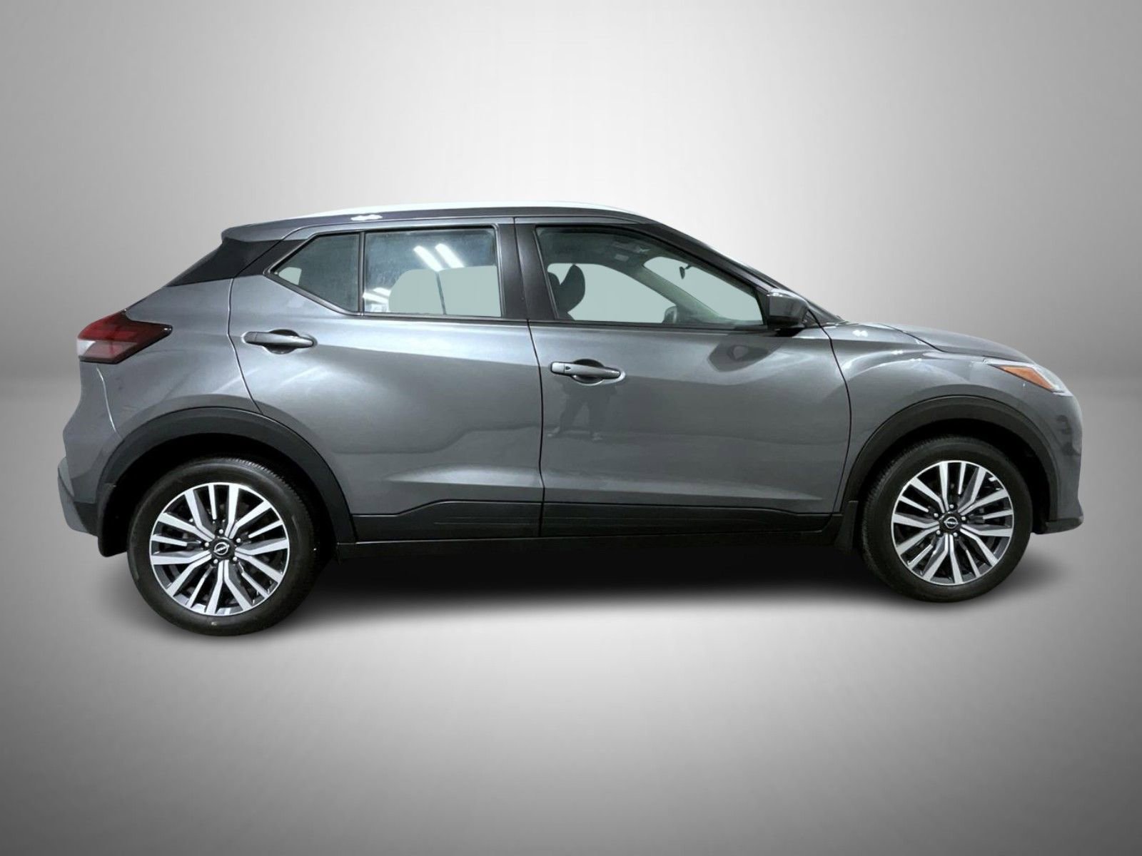 Certified 2024 Nissan Kicks SV image 4
