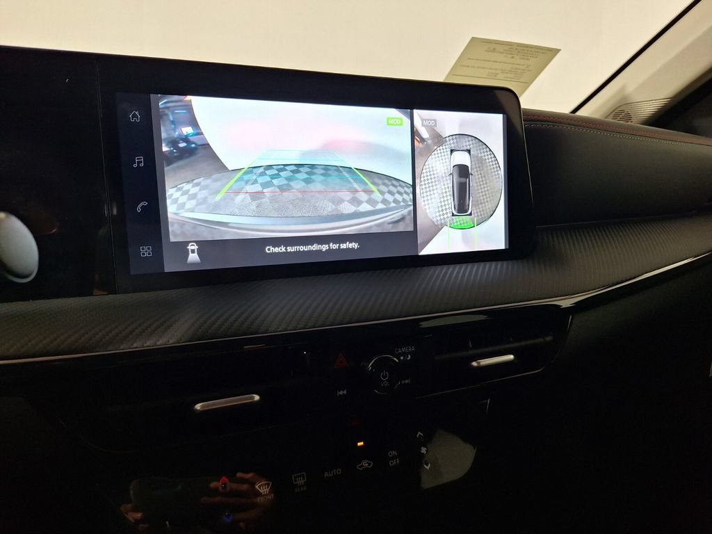 Used 2026 Nissan Kicks SR FWD image 19