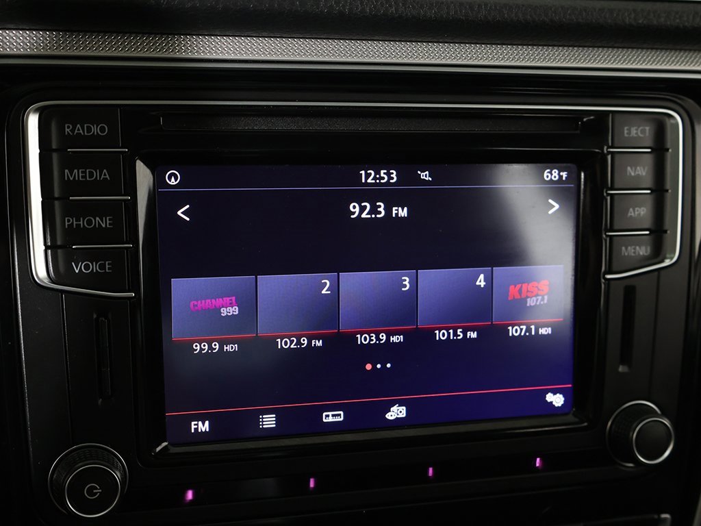 Used 2018 Volkswagen Passat 2.0T SE image 44