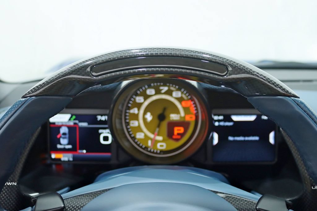 Used 2021 Ferrari 812 GTS RWD image 26