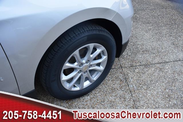 Used 2021 Chevrolet Equinox LS w/ LS Convenience Package image 12