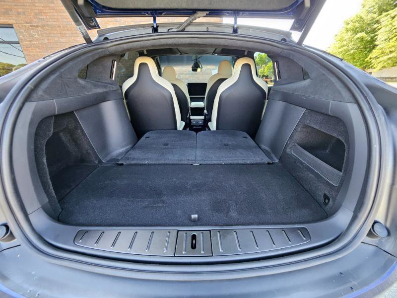 Used 2023 Tesla Model X image 72