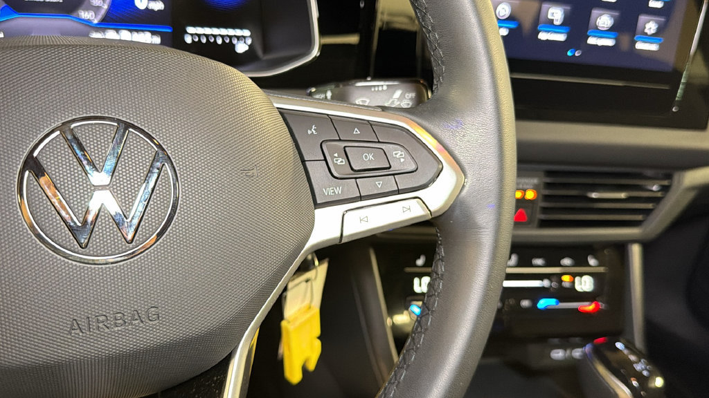 Certified 2026 Volkswagen Jetta Sport FWD image 19