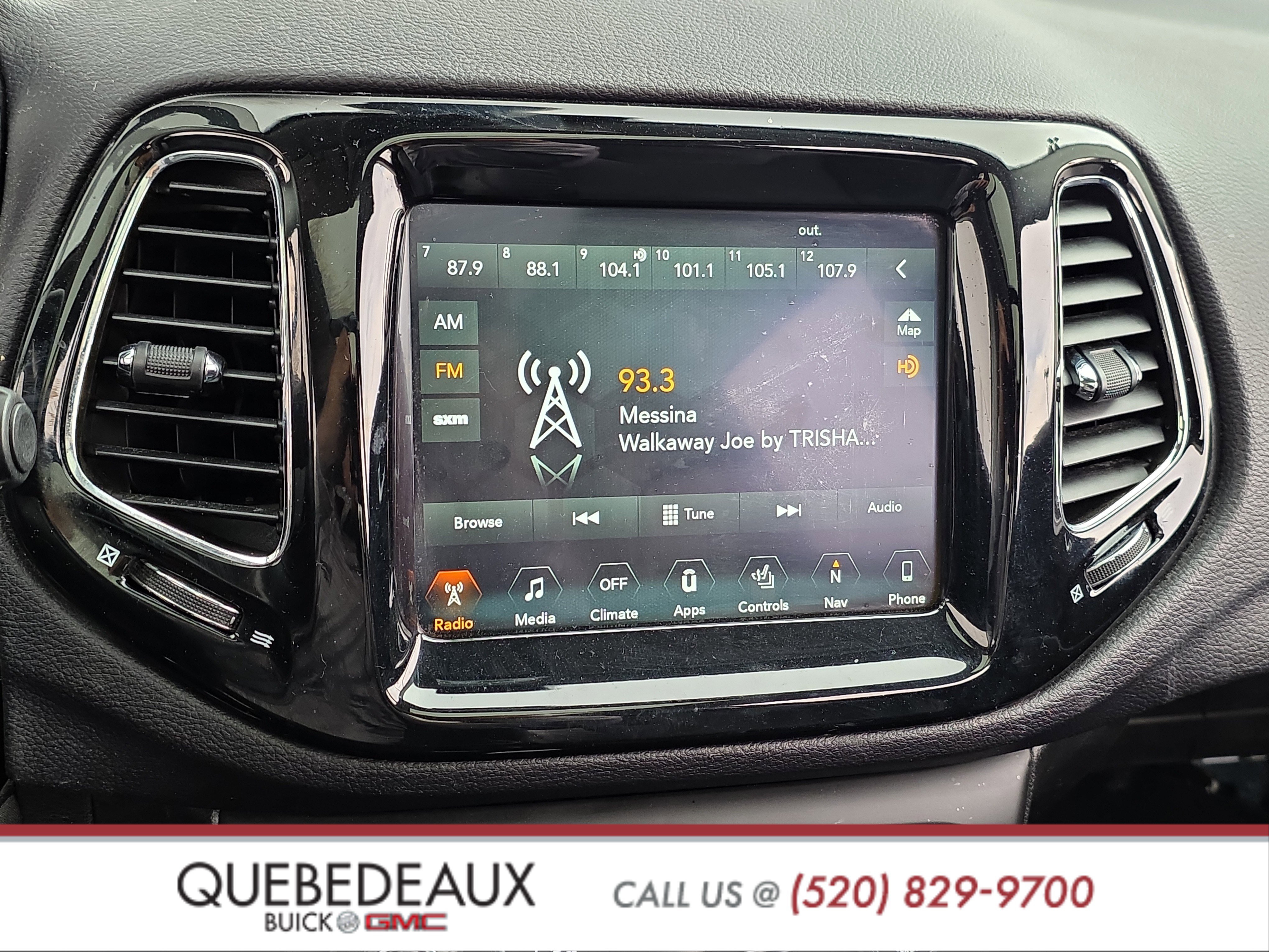 Used 2017 Jeep Compass Limited AWD/4WD image 15