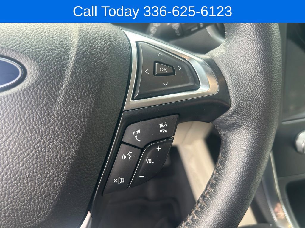 Used 2023 Ford Edge Titanium w/ Cargo Accessory Package AWD/4WD image 19