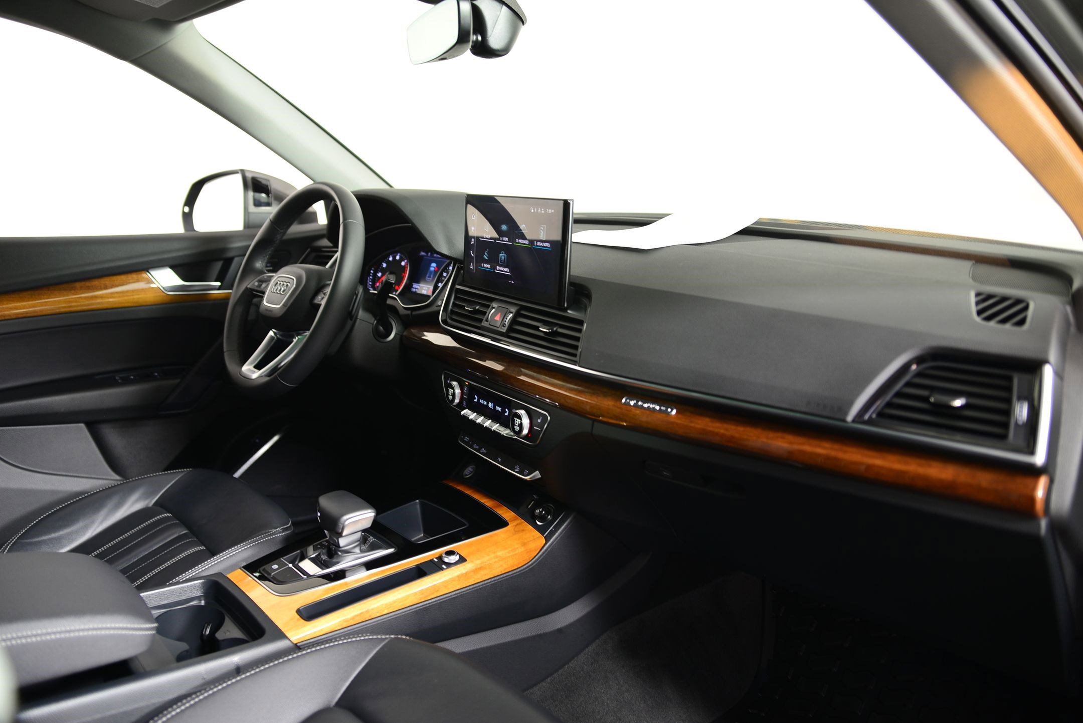 Certified 2023 Audi Q5 2.0T Premium w/ Convenience Package image 20