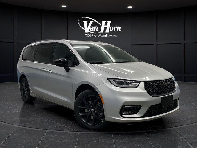 New 2026 Chrysler Pacifica Limited w/ S Appearance Package