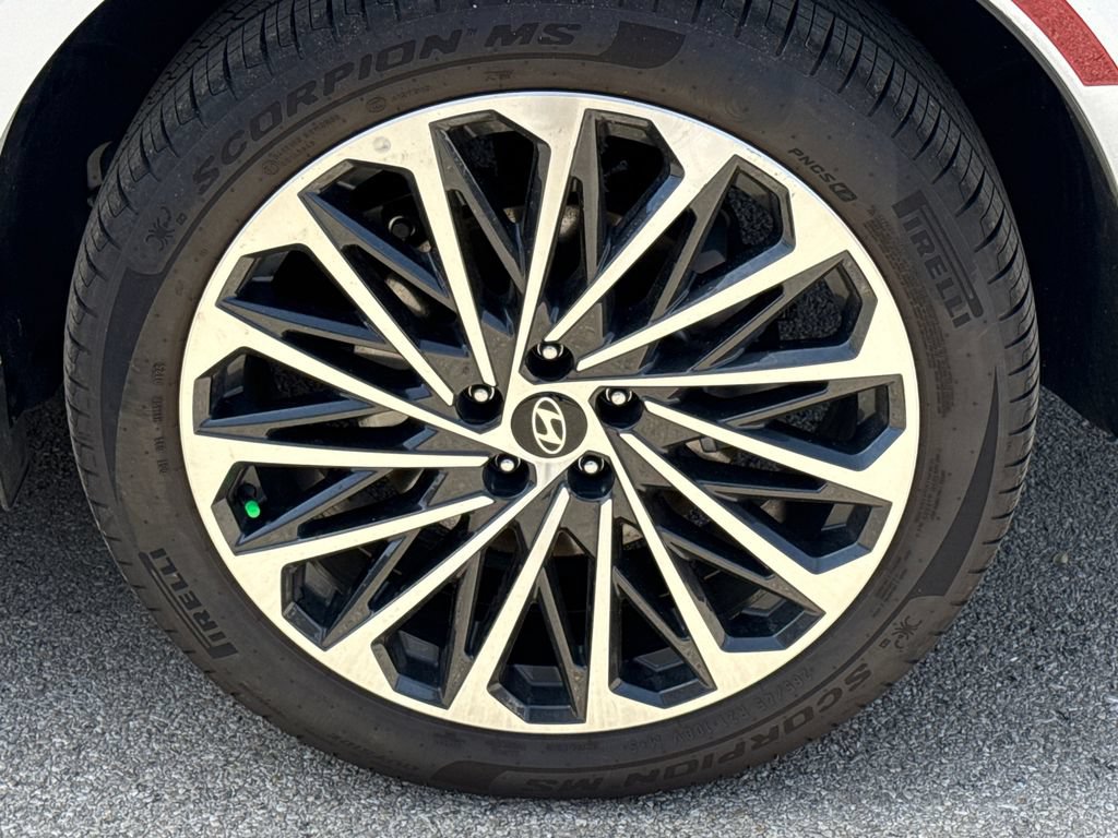 New 2026 Hyundai Palisade Calligraphy FWD image 9