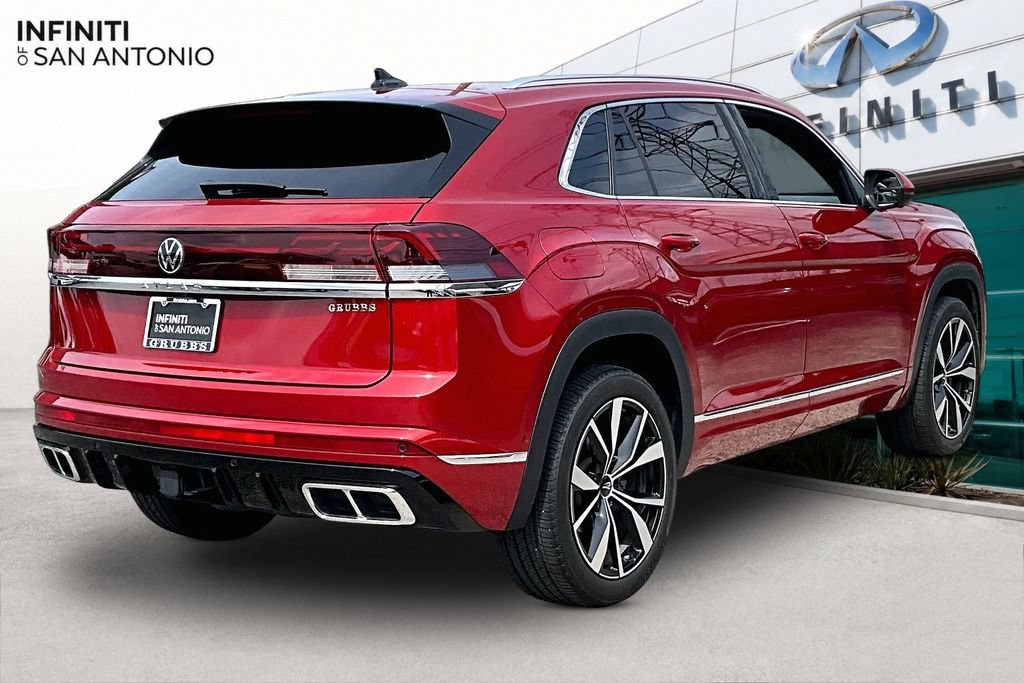 Used 2024 Volkswagen Atlas Cross Sport SEL Premium R-Line AWD/4WD image 2