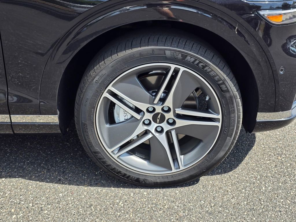Used 2026 Genesis Electrified GV70 Advanced AWD/4WD image 9