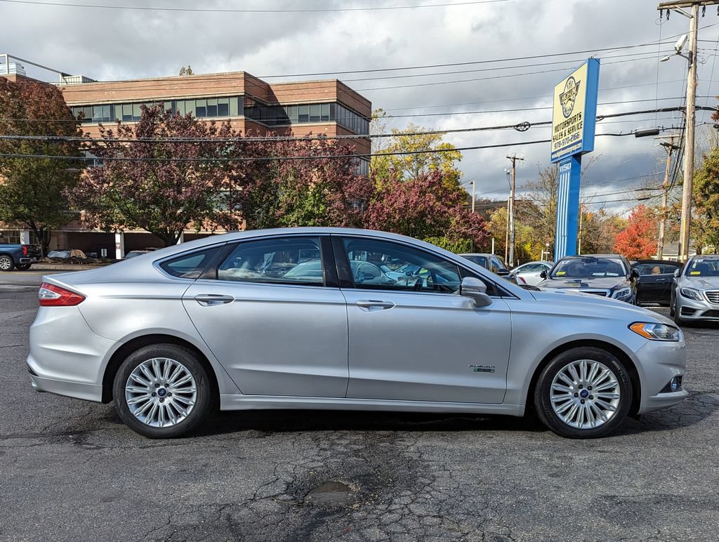 Used 2014 Ford Fusion Energi SE w/ Driver Assist Package FWD image 5