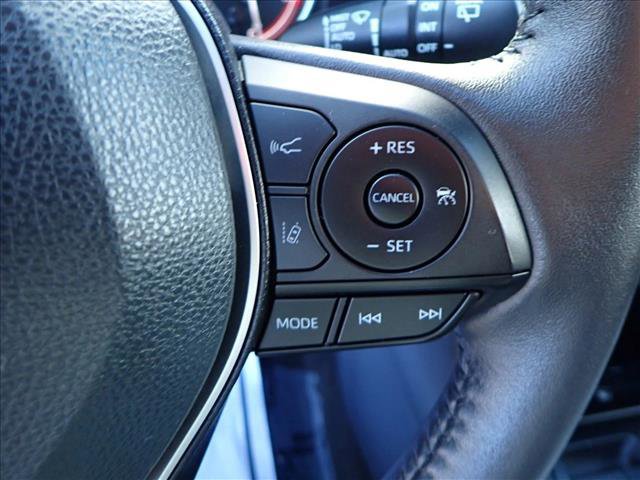 Used 2023 Toyota RAV4 XLE Premium image 15