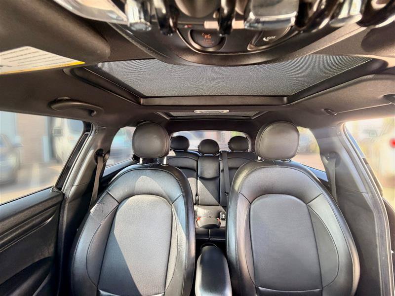 Used 2021 MINI Cooper 4-Door Hardtop FWD image 30