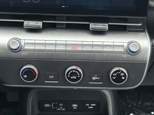Used 2024 Hyundai Kona SE image 18