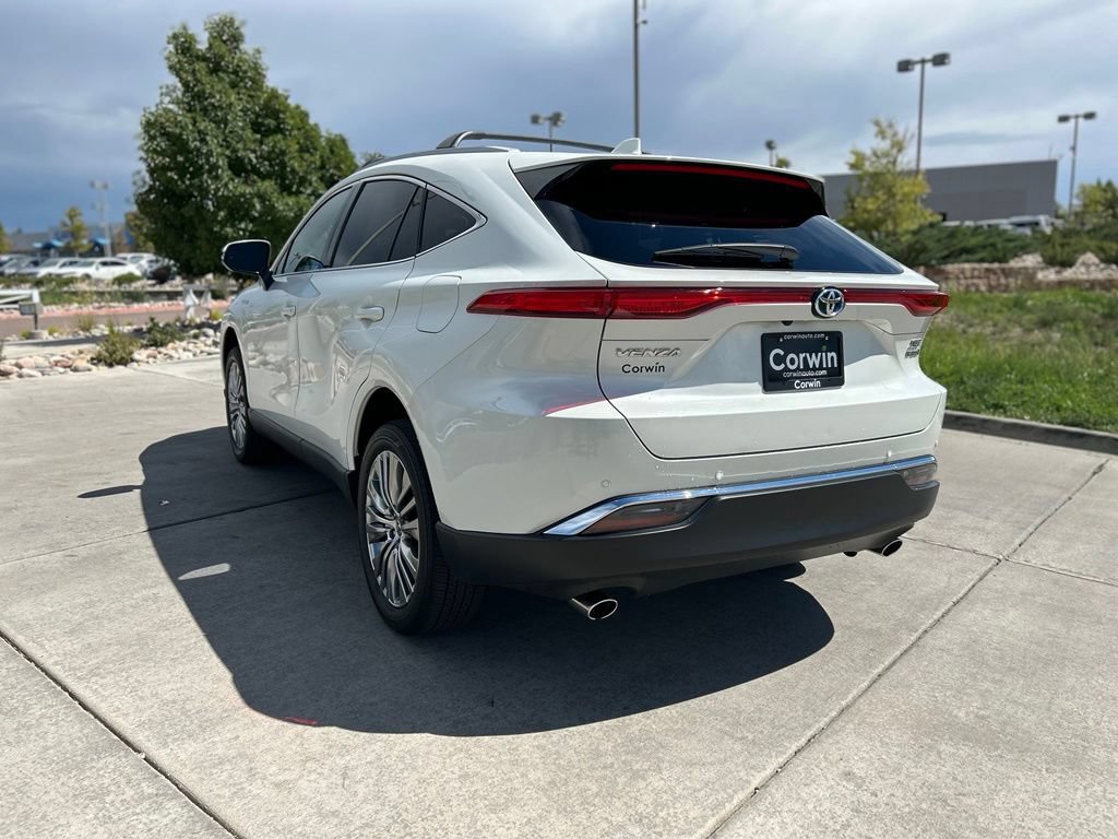 Used 2021 Toyota Venza XLE w/ Softex Package AWD/4WD image 6