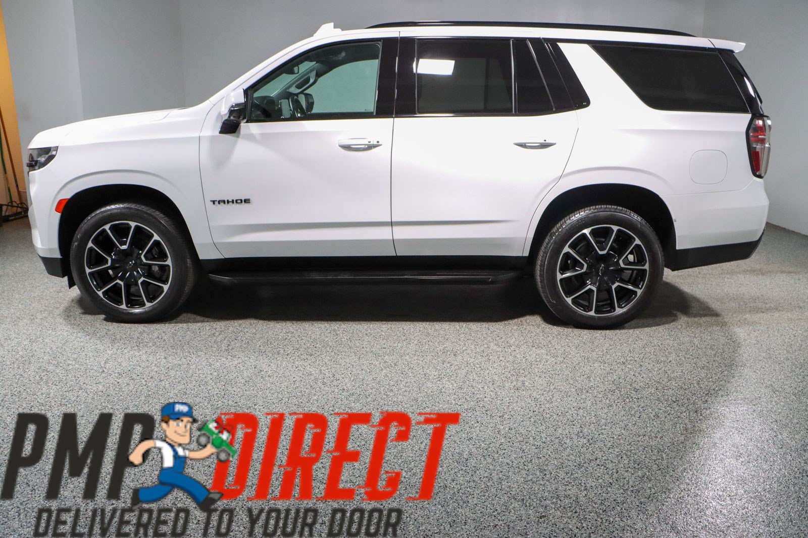 Used 2024 Chevrolet Tahoe RST w/ Luxury Package RWD image 10