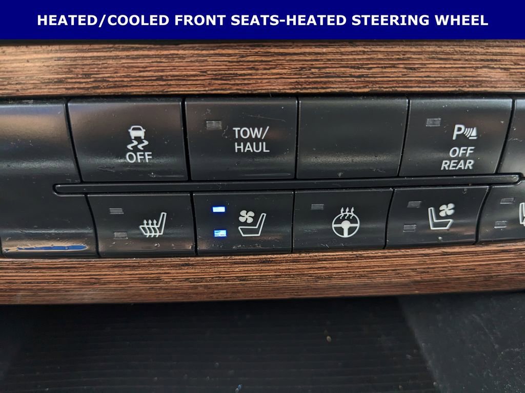 Used 2016 RAM 1500 Laramie w/ Convenience Group AWD/4WD image 5