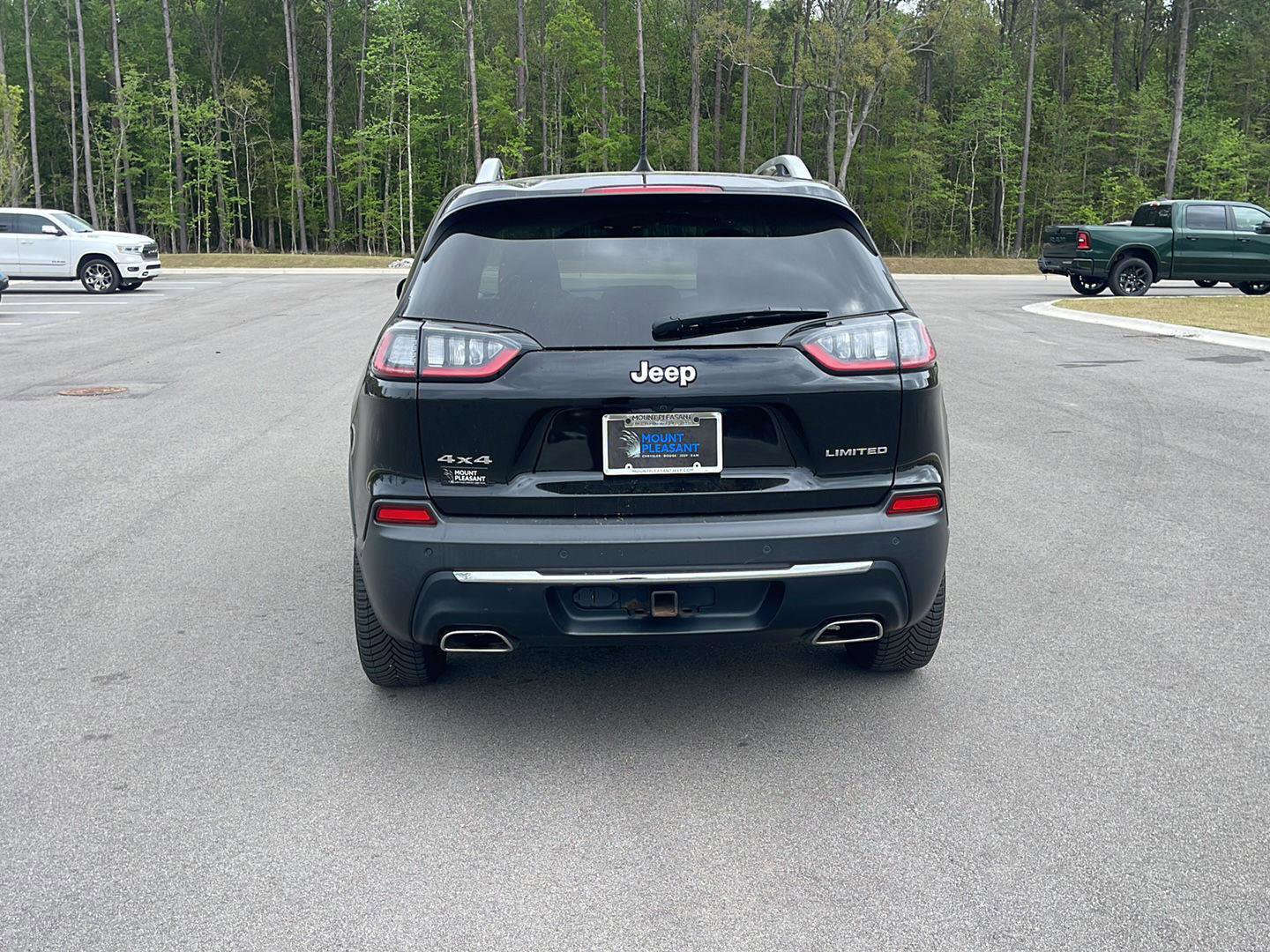 Used 2021 Jeep Cherokee Limited w/ Elite Package image 6