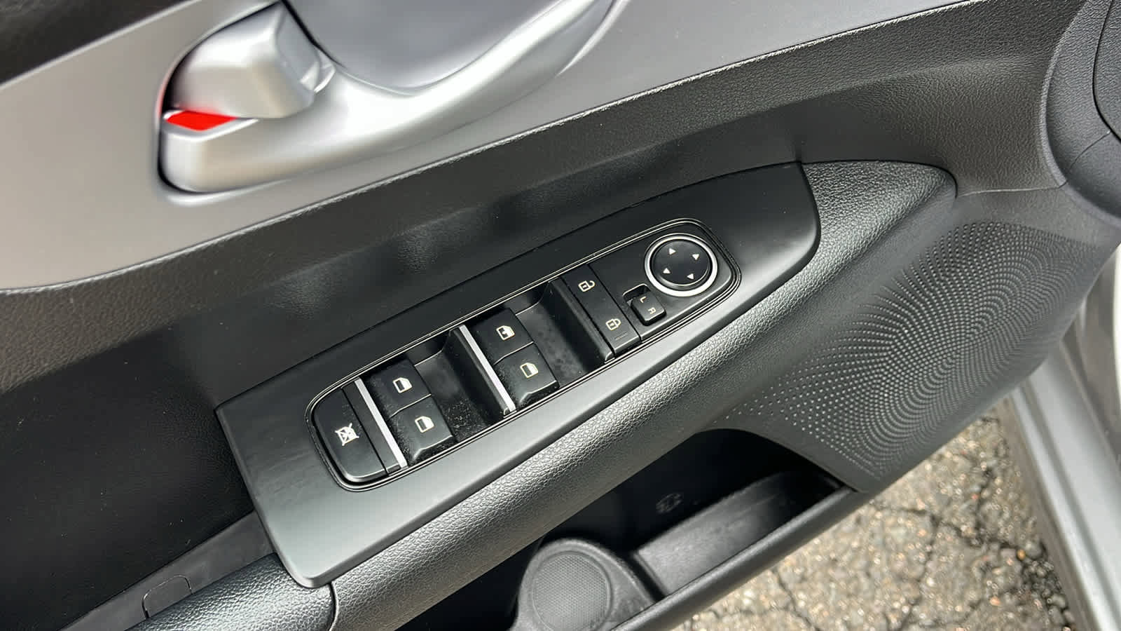 Used 2023 Kia Forte LXS image 22