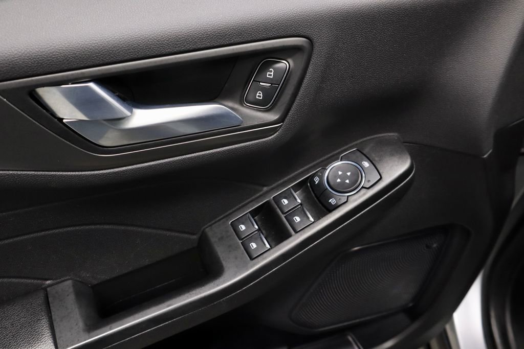 Certified 2023 Ford Escape SE w/ Class II Trailer Tow Package image 24