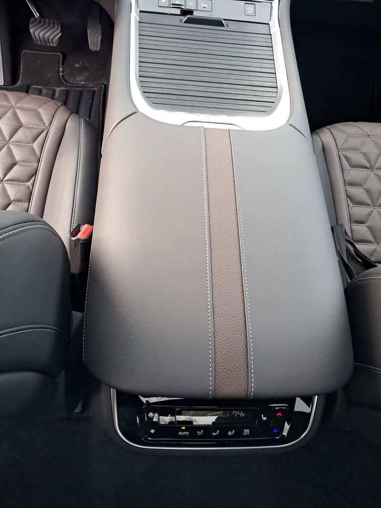 New 2026 Nissan Armada Platinum image 27