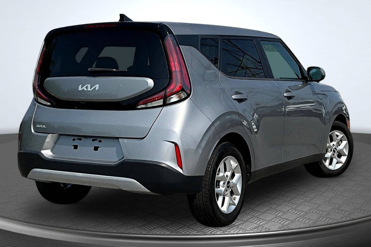 Used 2024 Kia Soul LX w/ Option Group 015 FWD image 6
