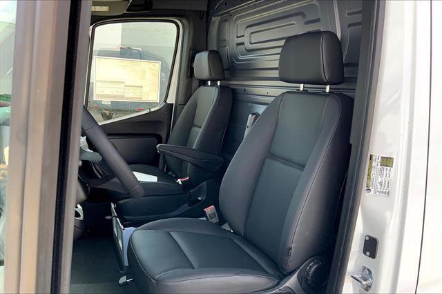 New 2026 Mercedes-Benz Sprinter 144 Cargo image 26