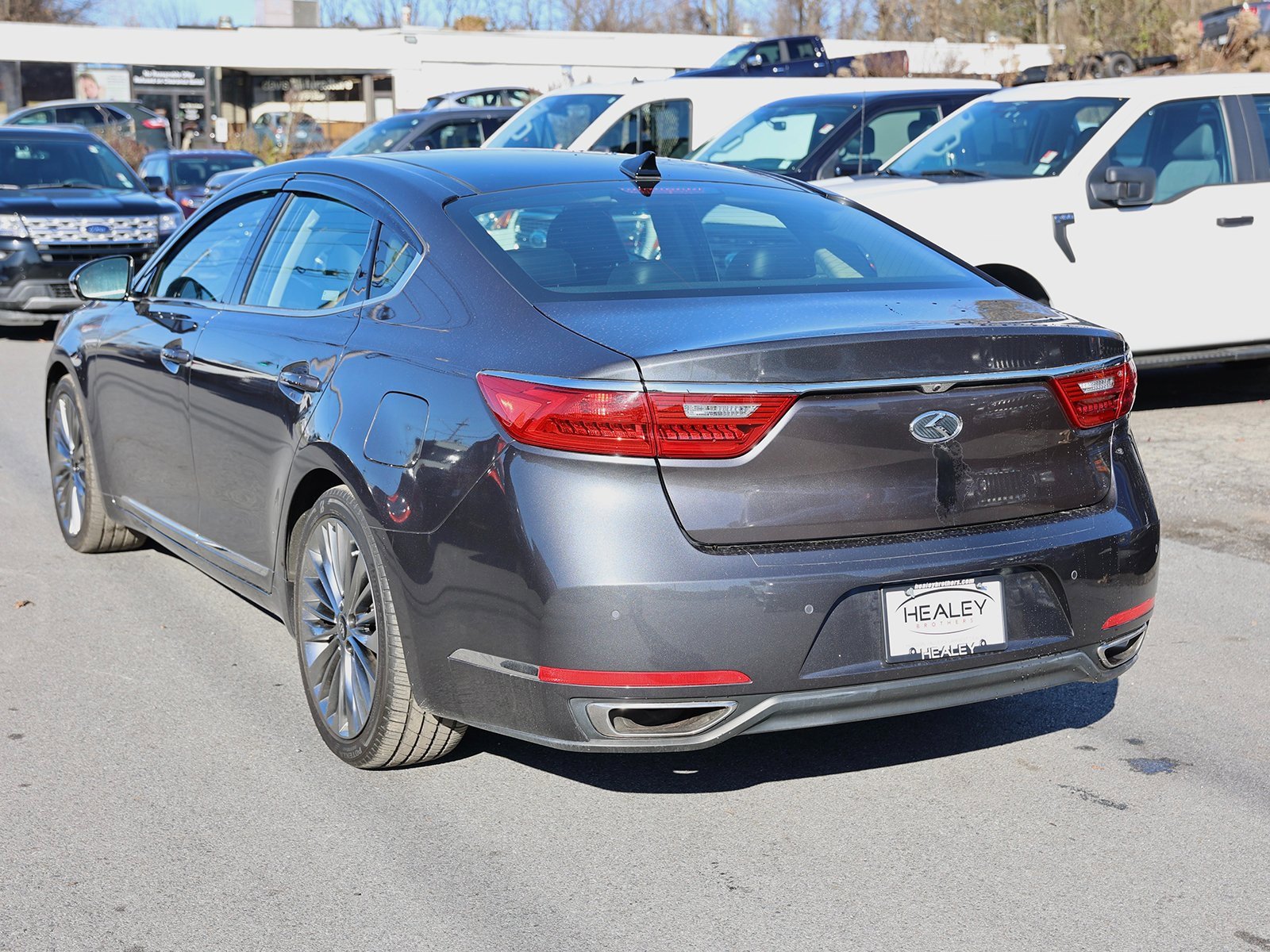 Used 2018 Kia Cadenza Limited w/ Paint Protection Package image 5