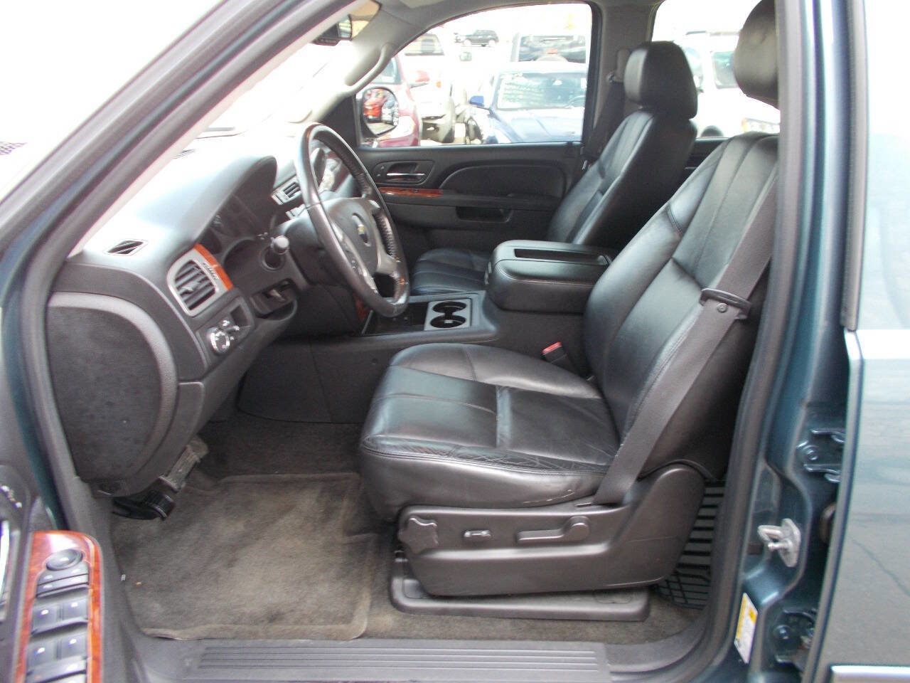 Used 2012 Chevrolet Avalanche LT w/ All-Star Edition image 11