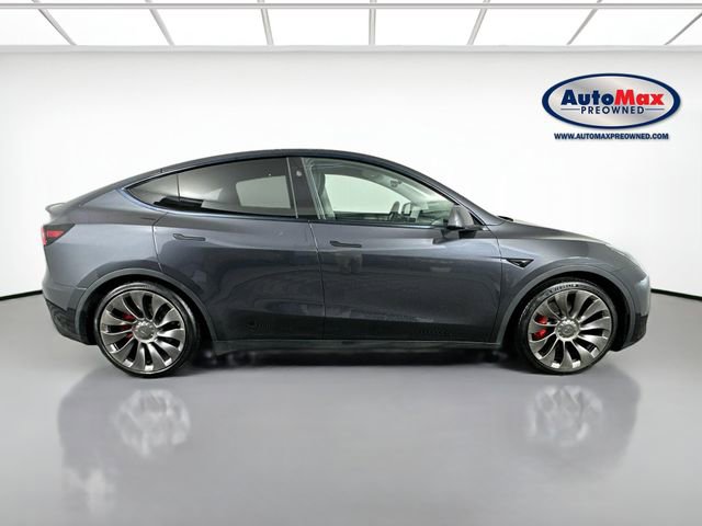 Used 2024 Tesla Model Y Performance AWD/4WD image 10