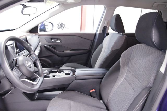 Used 2023 Nissan Rogue SV image 13