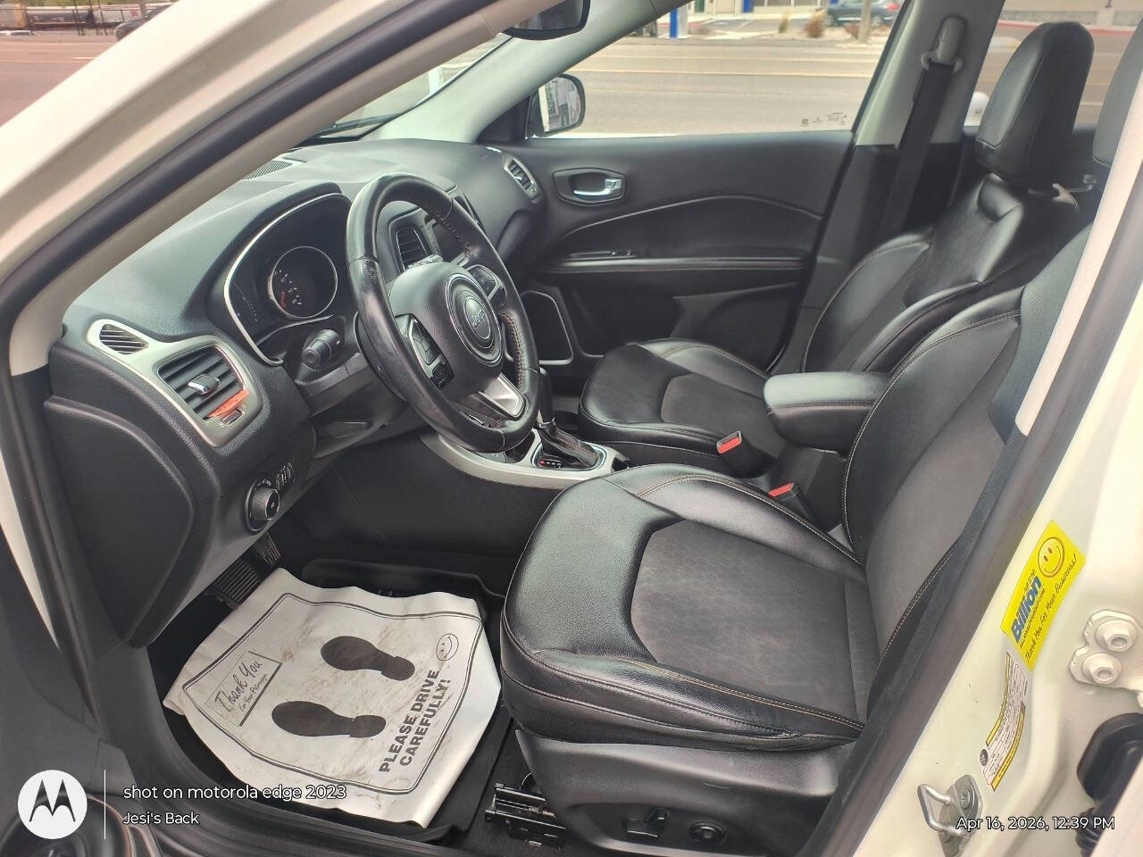 Used 2017 Jeep Compass Latitude AWD/4WD image 13